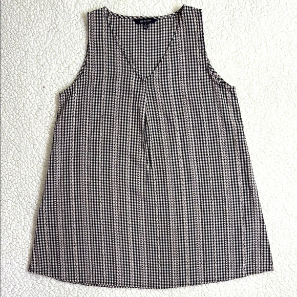 Yak & Yeti Tops - Yak & Yeti Checked Sleeveless Top